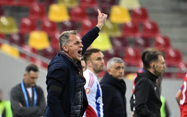 Ce le-a zis Stjepan Tomas jucătorilor de la FCSB la pauză? Detalii din vestiar