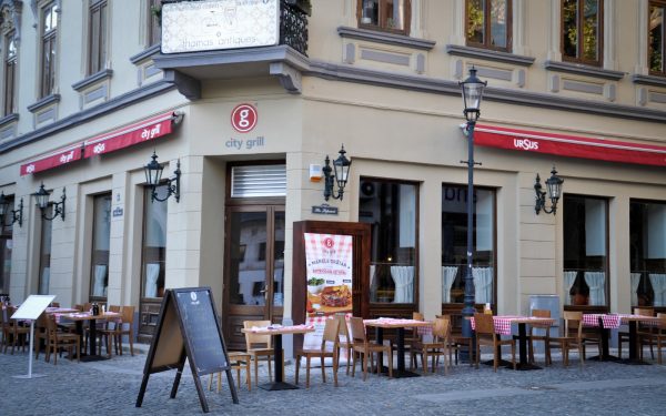 City Grill investește 7 milioane de euro la Buftea: Fabrica produce 15.000 de porții