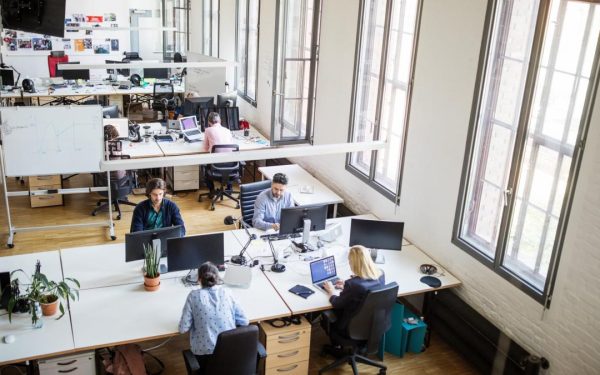 Românii, aproape de o nouă zi liberă: Liberalii propun lege în Parlament