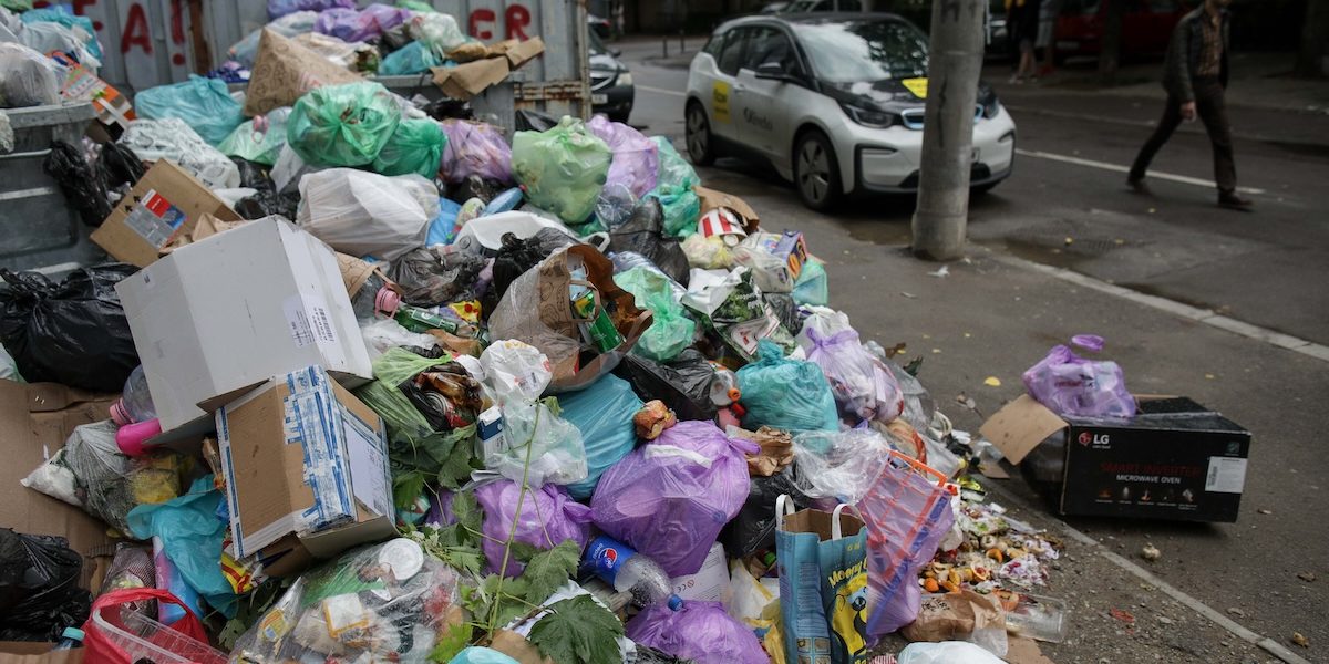 În Sectorul 1, consilierii dezbat compania de salubrizare: curățenie și deszăpezire!