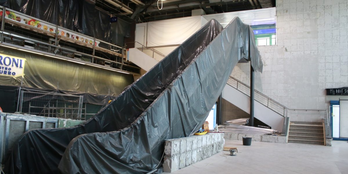 Ascensoare și scări rulante noi la Otopeni: 24 milioane lei pentru modernizare