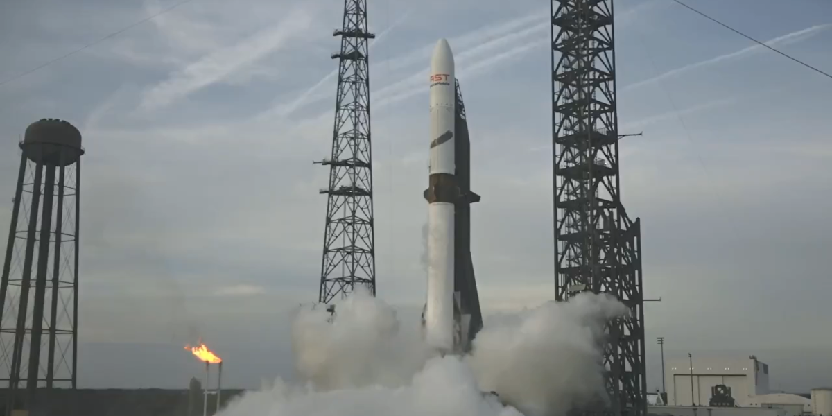 Blue Origin, victorie istorică: New Glenn aterizează cu motor refolosit, umbrește SpaceX