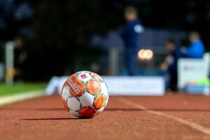 Sechelariu, cu pistolul la meci: Cristi Popovici dezvăluie episodul șocant