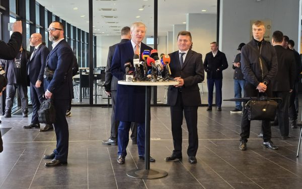 Rinat Ahmetov, cu secrete la priveghiul lui Mircea Lucescu? Ce ascundeau gărzile?