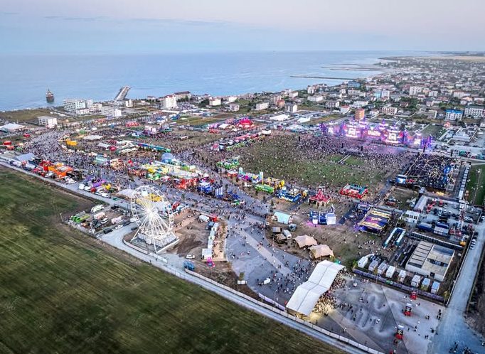 Selly cere proprietarilor de pensiuni să stabilească prețuri corecte la camere după vânzarea a 10.000 de abonamente la NIBIRU