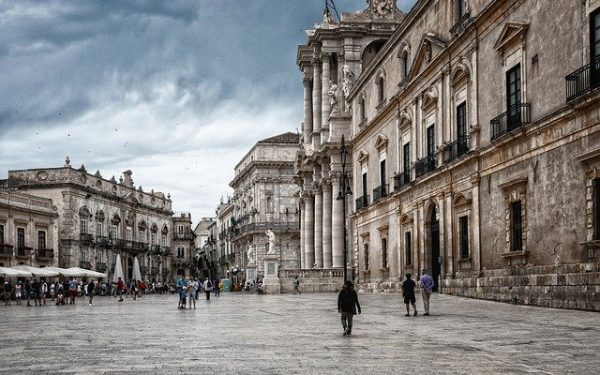 Sicilia, subvenții de 30.000 euro pentru angajări pe termen nelimitat