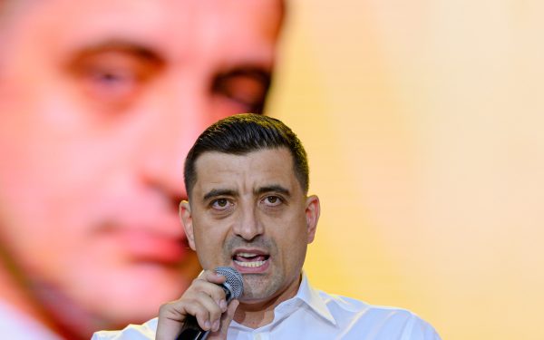 N-am dansat pe morminte, dar nici talentul lui Zsolt nu-l am