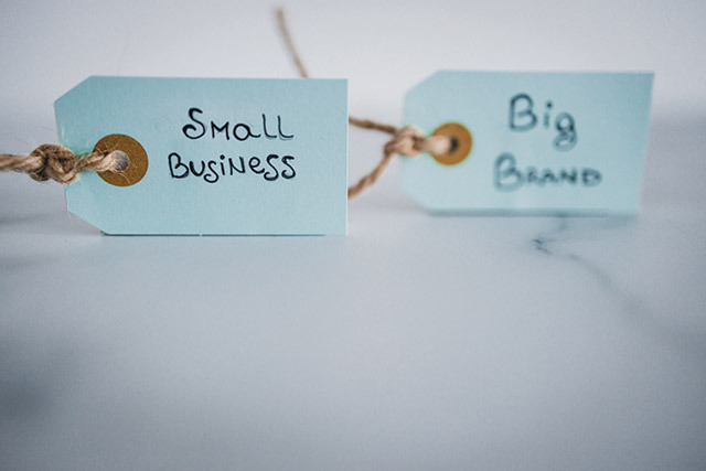 Brandurile locale, „David” contra „Goliat”: cum fură cotă de piață de la multinaționale