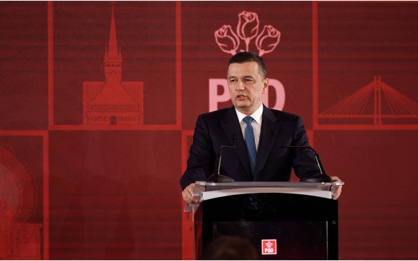 Petreanu, atac dur la PSD: Guvernul ratează 10 miliarde € din PNRR, „cadou”