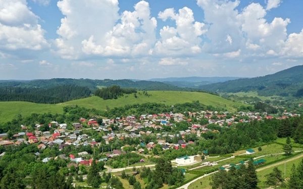 Stațiunea VERDE din România: Turiștii fug de poluare și vin aici