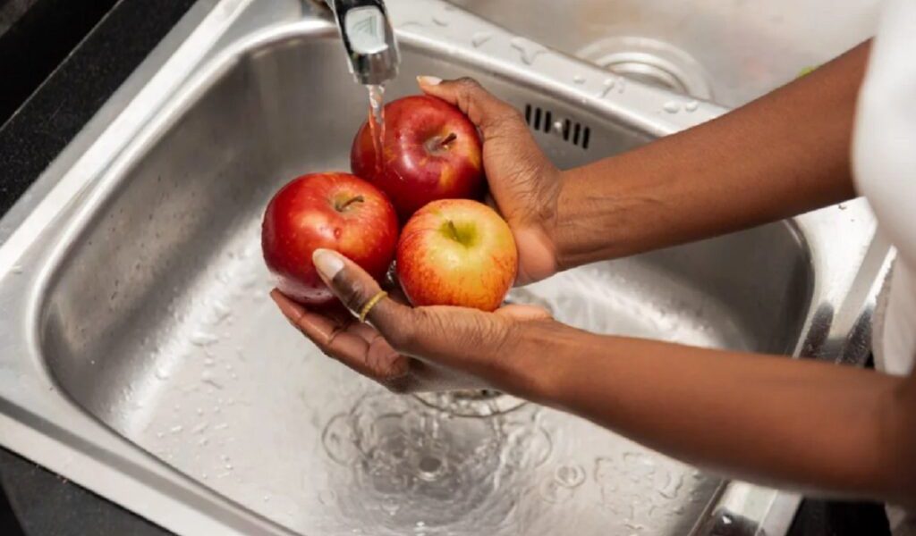 Cele mai murdare fructe și legume din supermarketuri. Atenție la ce cumperi!