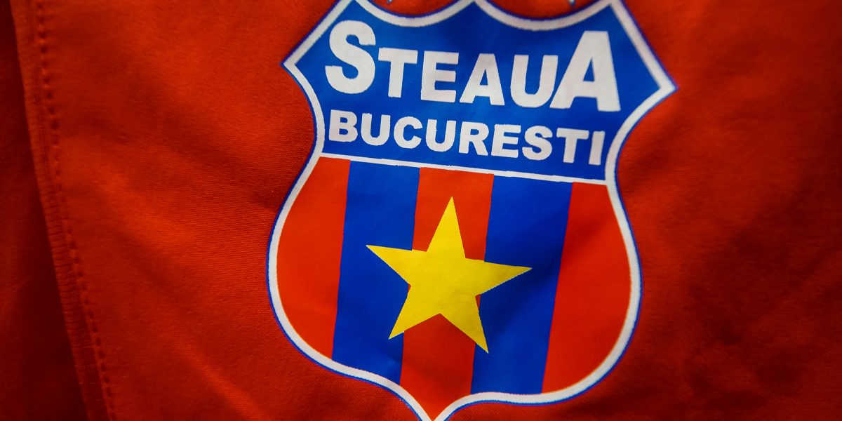Steaua: Juniori internați la spital după un prânz în Arad