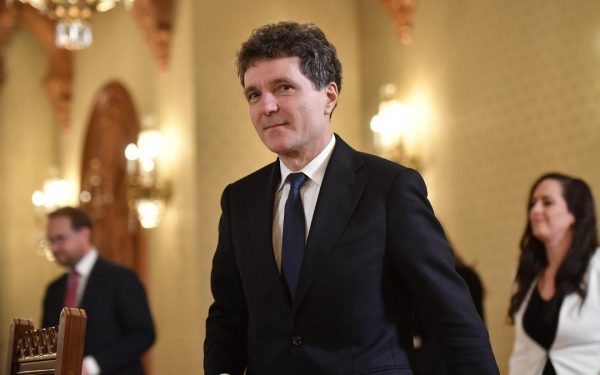 Nicușor Dan, pas decisiv: Prim-ministru numit de primar, dacă PSD și PNL eșuează