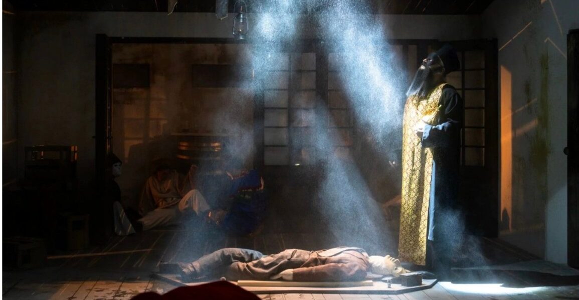 Tavan prăbușit la Teatrul Național Iași: Actor accidentat, al doilea incident
