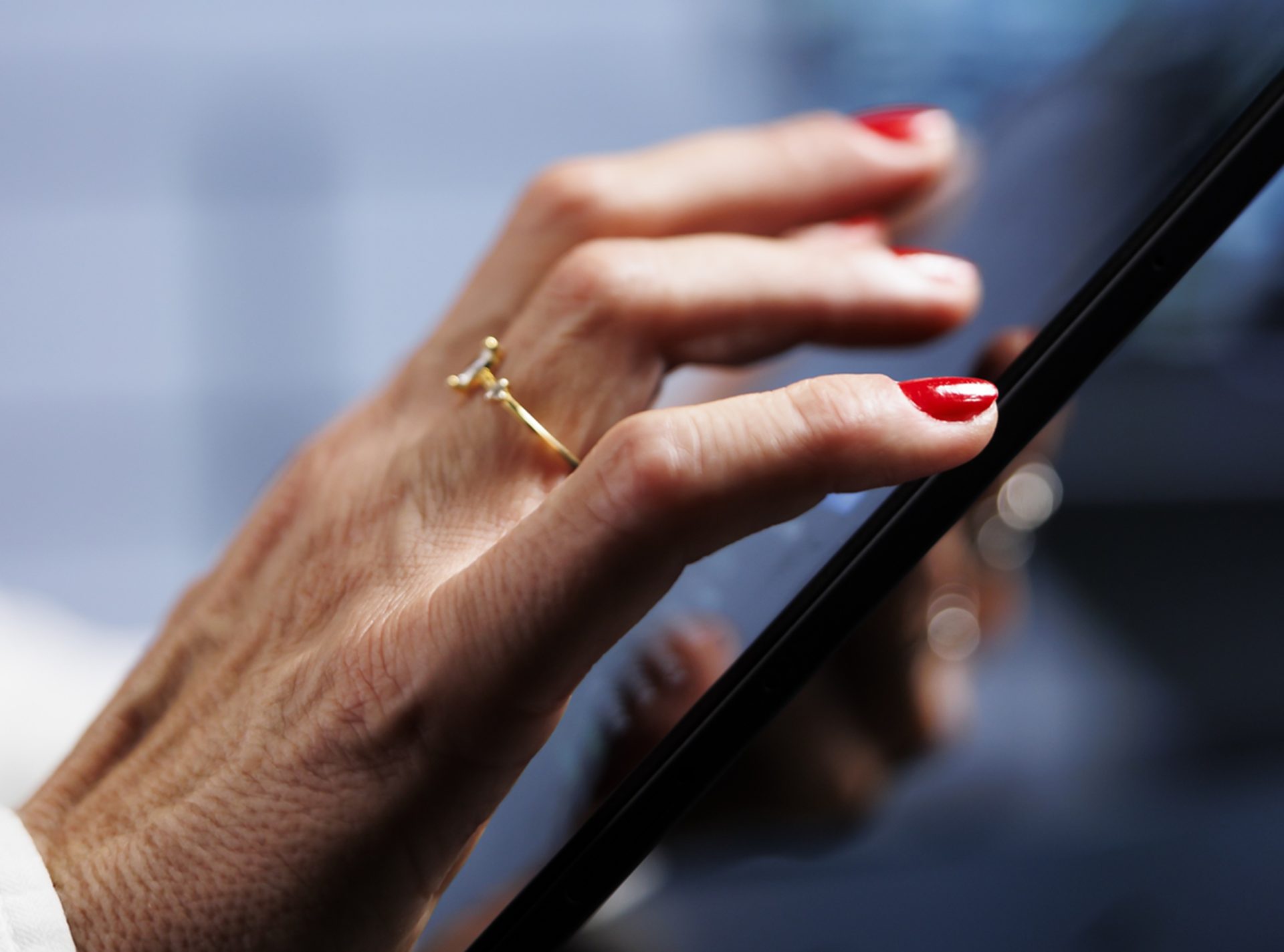 Ce NU trebuie să ai niciodată în telefon: secrete periculoase