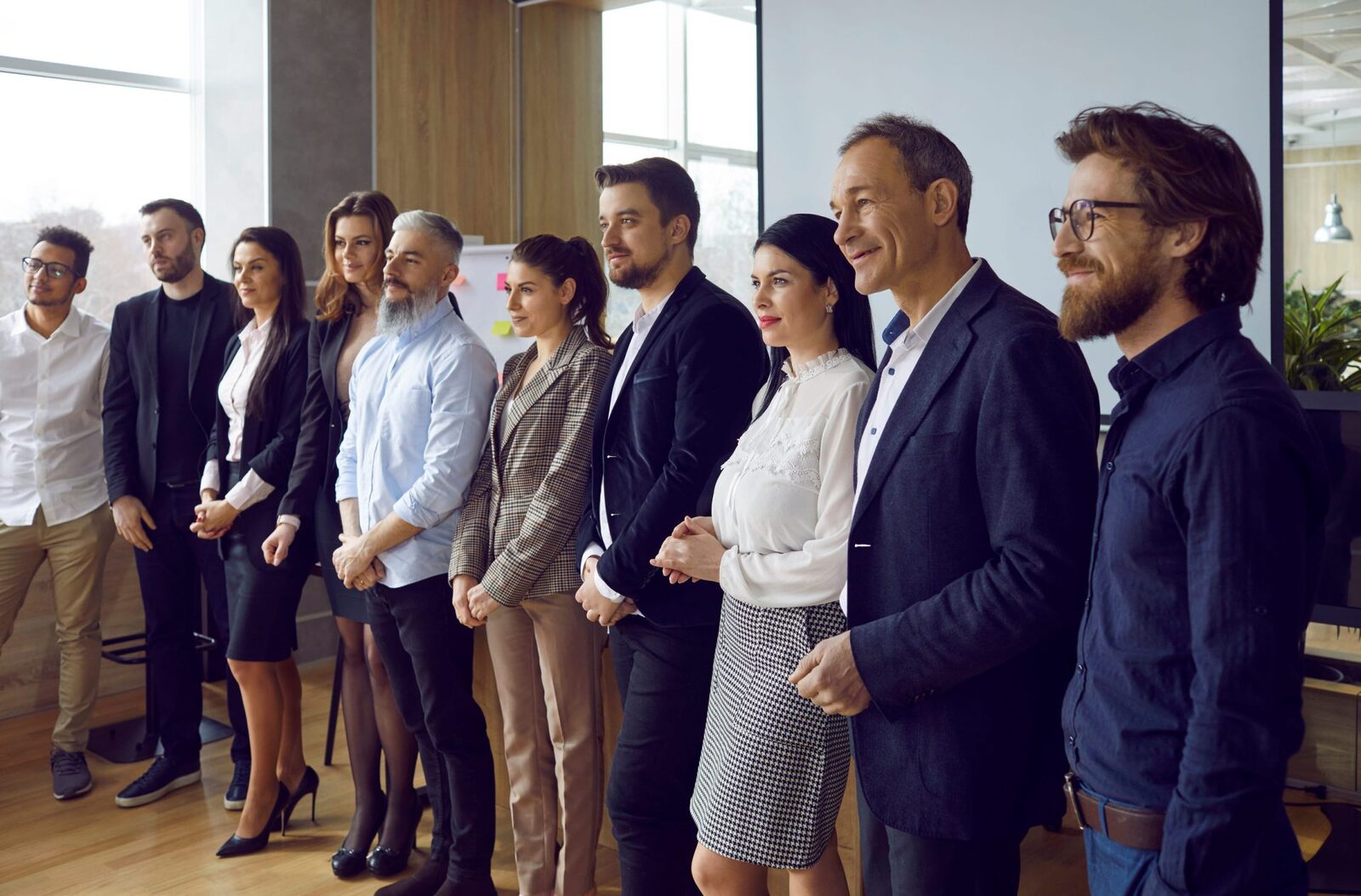 Noua elită corporatistă: Cine sunt SUPER-angajații care schimbă jocul