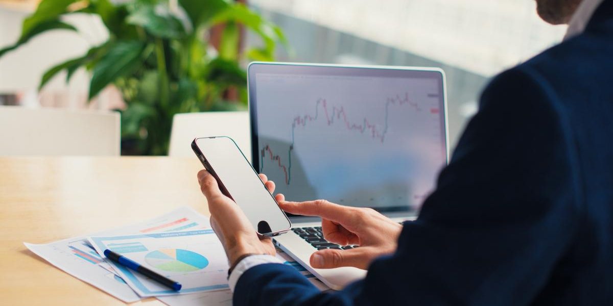 Transgaz scoate la licitație telefonie mobilă: 2,32 milioane de lei pentru un furnizor