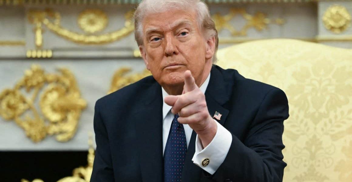 Trump vrea blocadă în Strâmtoarea Ormuz: Marina SUA demină zona