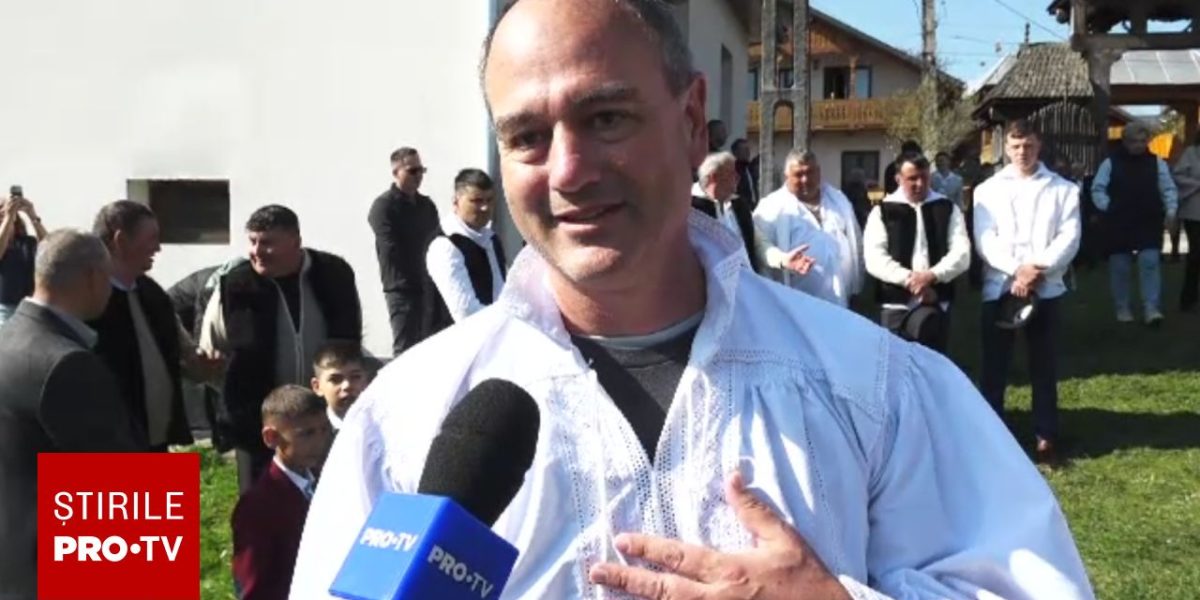 Americanul îndrăgostit de România: Emoții la slujba de Paște din Breb