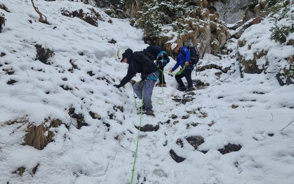 Turiști salvați din Piatra Craiului: Jandarmii Montani, eroii aventurii periculoase