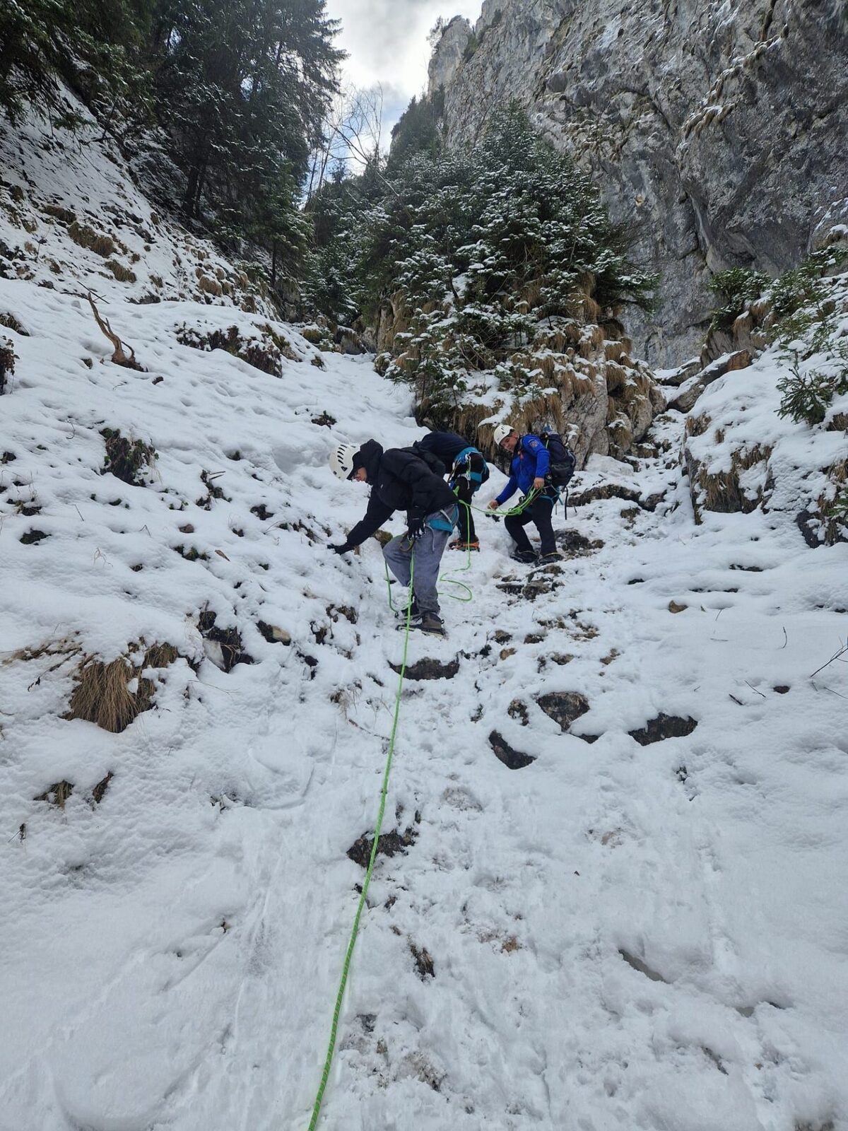 Turiști salvați din Piatra Craiului: Jandarmii Montani, eroii aventurii periculoase