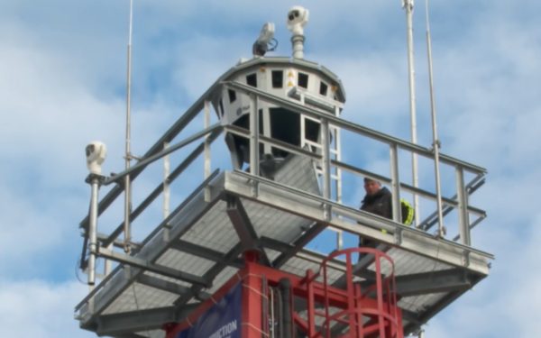 Piloți amendați după ce au râs de controlorii de trafic aerian