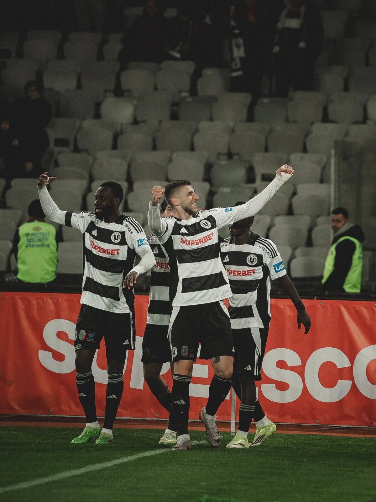 Ardelenii zdrobesc scorul: 4-0 și conduc play-off-ul cu 3 puncte peste Olteni