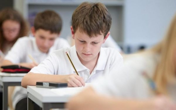 Elevii, cu ochii pe vacanță: Câte zile libere mai au până la finalul anului școlar