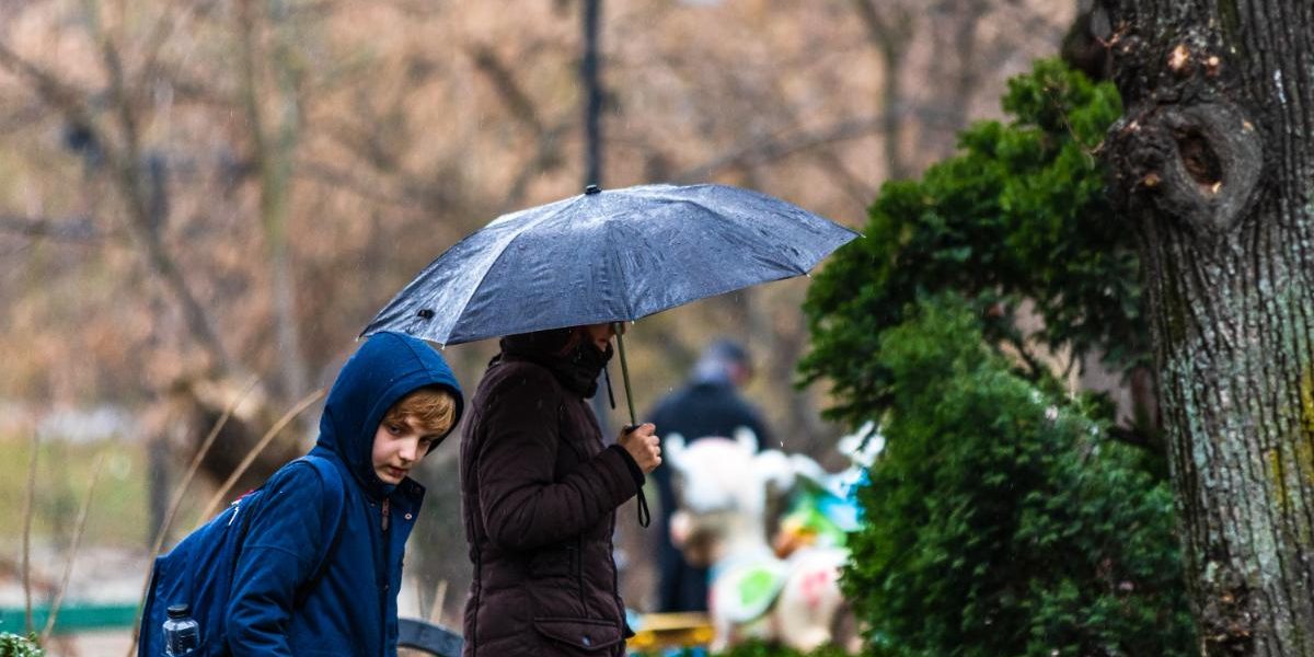 Vremea se strică de 1 Mai: Ploi în toată România săptămâna viitoare