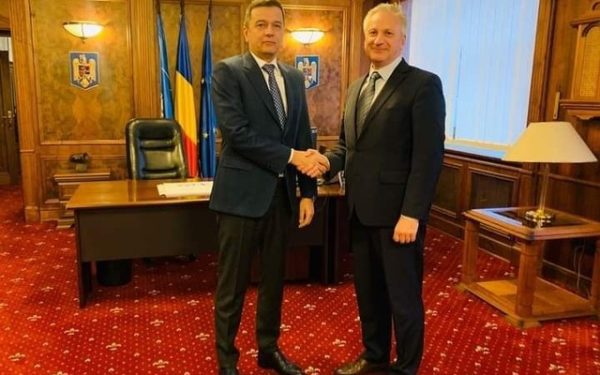 Fost consilier, apel dramatic către Grindeanu: „Nu blocați România!”