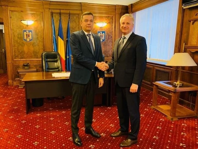 Fost consilier, apel dramatic către Grindeanu: „Nu blocați România!”