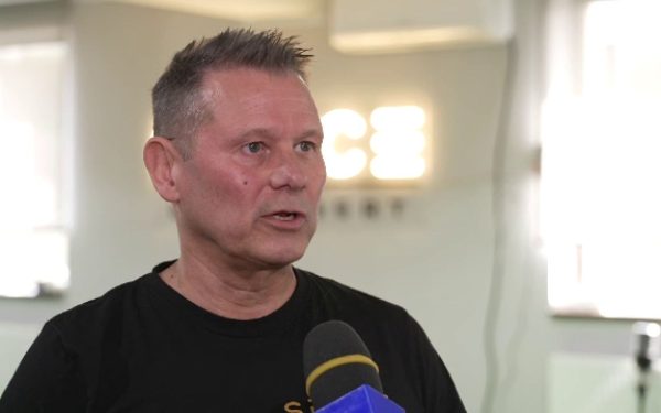Neubert, entuziasmat: Trei români, ”sută la sută” în Bundesliga!