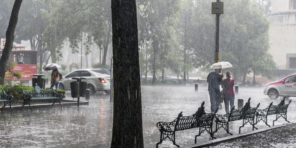 Vremea se schimbă brusc la București: Ploi, vânt și minime de 1 grad