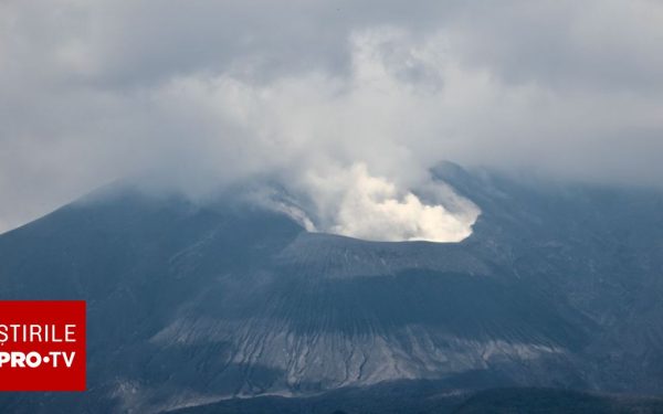Sakurajima, Japonia: Vulcanul a erupt după 4 luni, coloană de fum impresionantă!