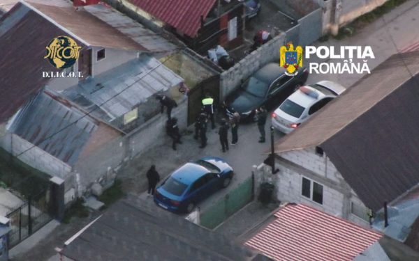 DIICOT, descinderi masive în București și 4 județe: Trafic de persoane