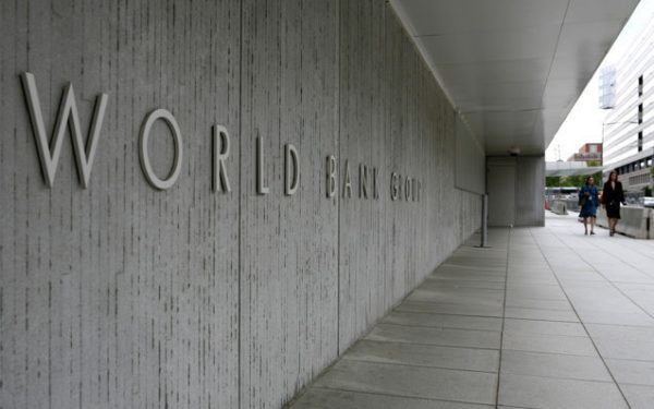 Banca Mondială: Creștere ECONOMICĂ de 0,5% în România, în 2026, din cauza ajustărilor fiscale