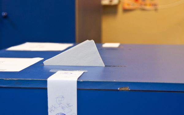 Prezență-record la urne în Ungaria: Alegeri parlamentare cu suspans