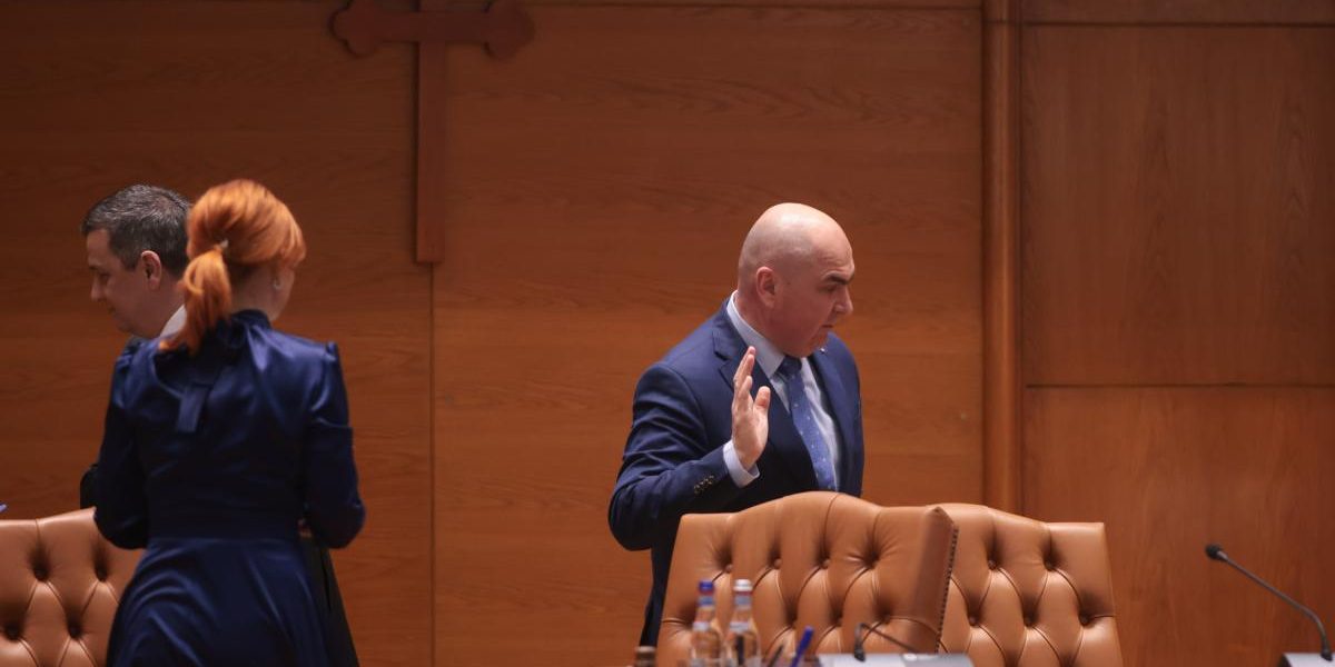 PSD alege întrebarea-capcană: Bolojan, fără susținere politică