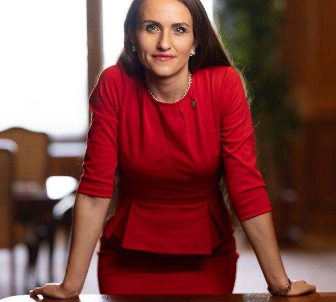Oana Țoiu, la GLOBSEC: România, susținătoare a păcii în Ucraina și a securității la Marea Neagră