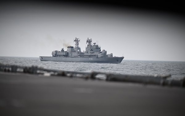 România, mega-achiziții militare: contracte SAFE pentru blindate, corvete și anti-dronă