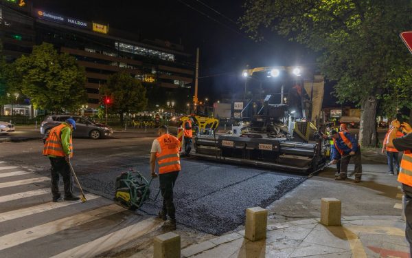 Noaptea, asfaltări în București: Vezi LISTA arterelor vizate!