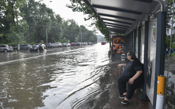 Meteo: România, sub asediu. Furtuni și ploi torențiale week-end-ul acesta