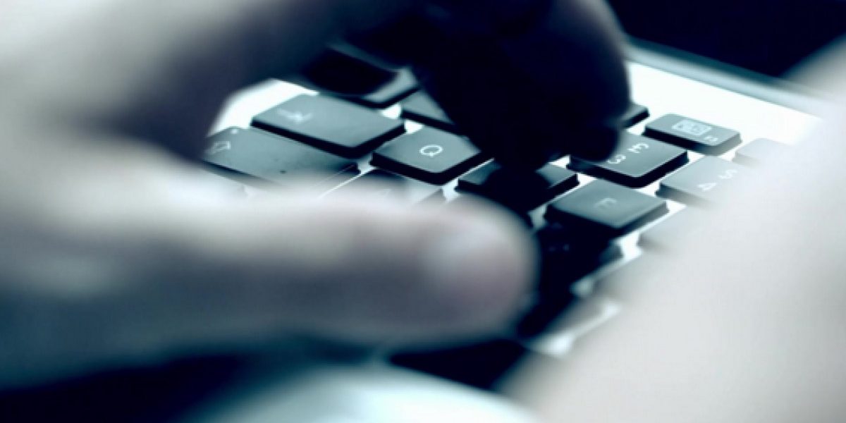 Europa: Peste 42% dintre internauți au văzut mesaje ostile online în 2025