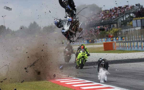 Verdictul medicilor: Alex Marquez, după accidentul groaznic. Motocicleta s-a făcut praf