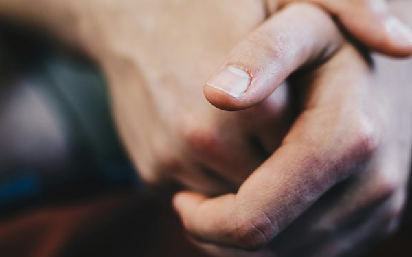 Elevii din România, mărturii ȘOCANTE: Jumătate s-au gândit la sinucidere