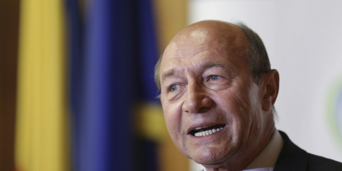 Băsescu, atac dur: Grindeanu și PNL, acuzați că blochează România