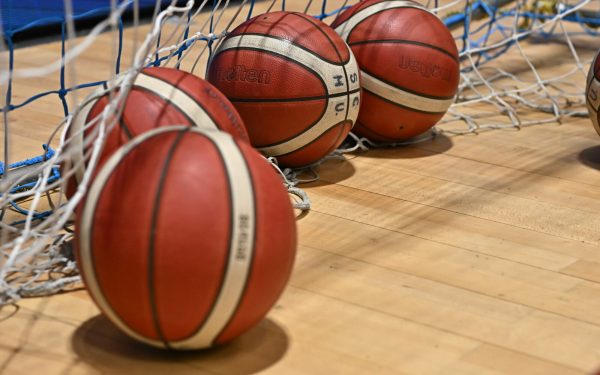 AI înlocuiește arbitrii în baschet: Decizii luate de inteligența artificială