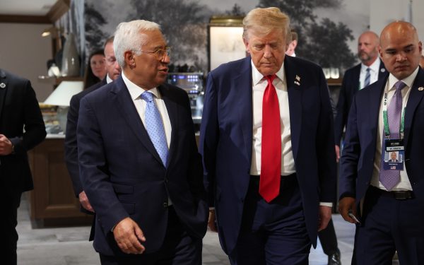 Socialiștii europeni strigă: „Donald, dă banii!” Tensiuni în relația transatlantică