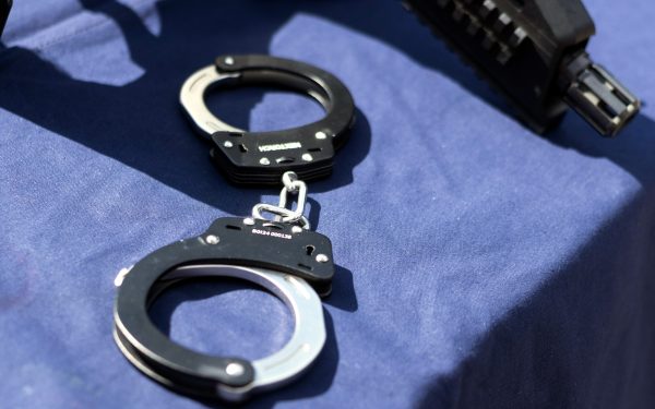 Timiș: Adolescentă bătută și abandonată pe câmp, după ce a refuzat proxenetismul