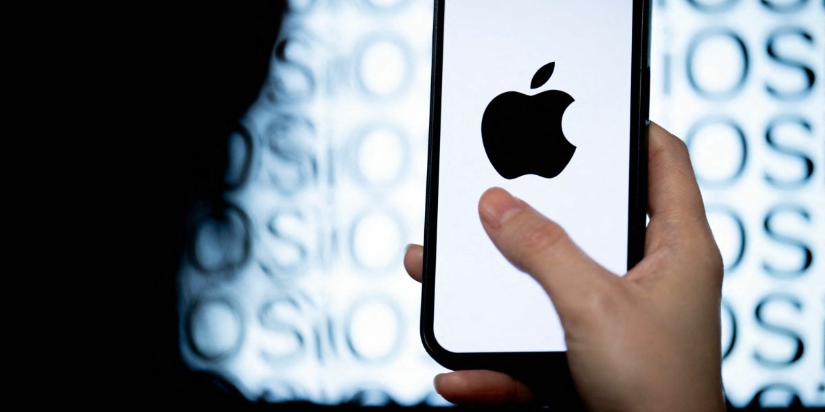 Apple, acord crucial cu Intel pentru producția de cipuri